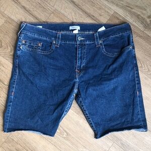 True Religion Mens size 42 Geno Cut Off blue Jean shorts made USA